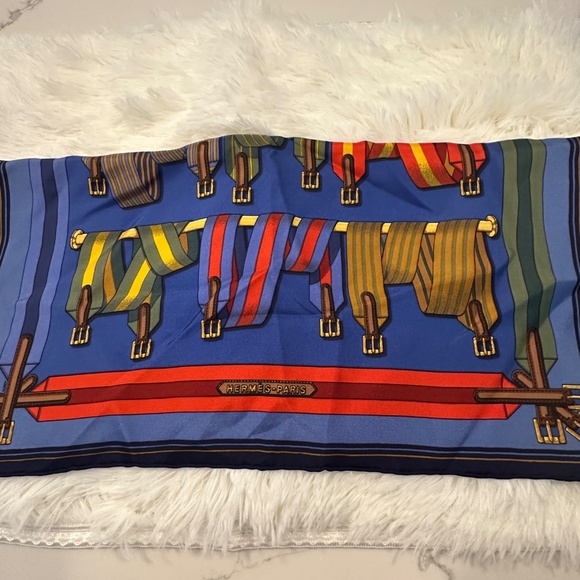 Hermes Neckerchief - Picture 3 of 6